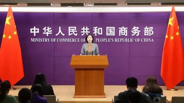 拜登将签署行政命令限制美企对华关键经济领域投资，中国外交部回应