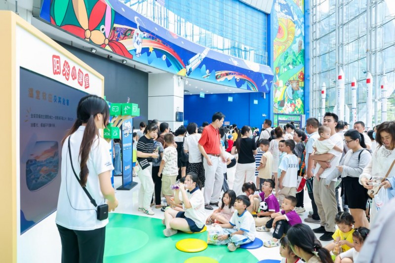 追光正当时！阳光新能源“追光者节・科技追光之旅”南宁站热力启幕