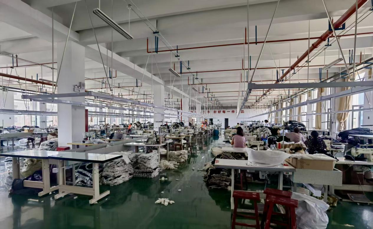 草原小伙拼多多卖驼绒服年销千万 “夕阳产业”变“富民产业” 草原小伙拼多多卖驼绒服年销千万 “夕阳产业”变“富民产业”