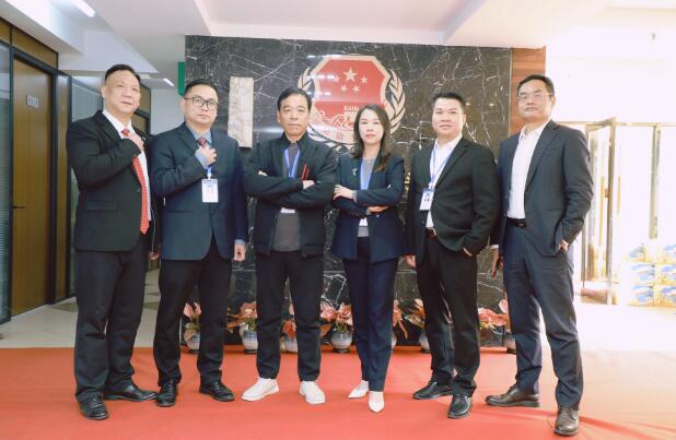 《法治头条》客户端福建新媒体普法中心成立