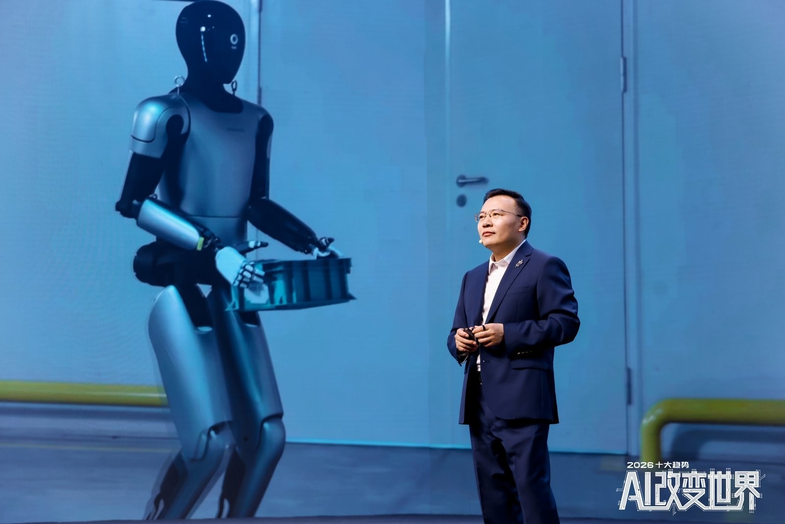 魔法原子登陆任泽平年度预测:自研VLA模型+全场景落地,定义中国具身智能技术闭环 魔法原子登陆任泽平年度预测:自研VLA模型+全场景落地,定义中国具身智能技术闭环