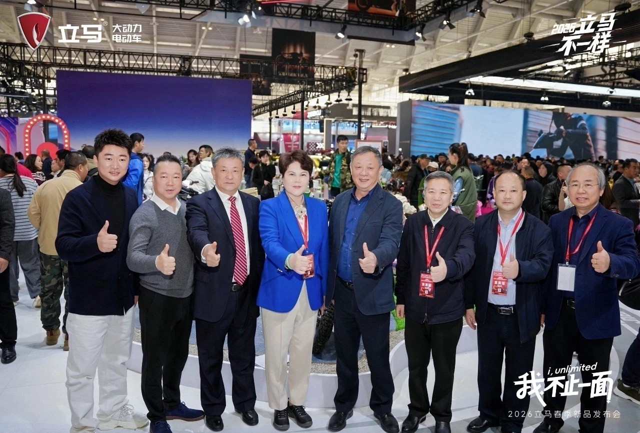 告别焦虑时代:立马用“劲在掌握,自由自在”,重新定义现代女性的力量两面 告别焦虑时代:立马用“劲在掌握,自由自在”,重新定义现代女性的力量两面