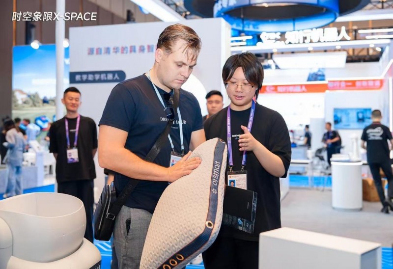 OI 时光屿登陆第 139 届广交会，以中国智造重构全球康养新生态