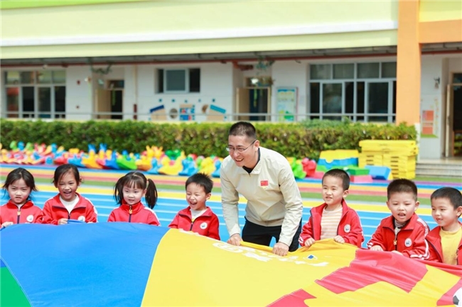 八马茶业携手美团、壹基金捐建安溪首座乡村儿童操场正式启用