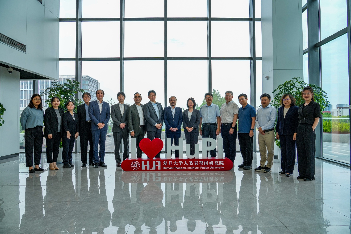 深耕空气产学研创新，大金携手复旦大学开启人居健康空气全新跨学科合作