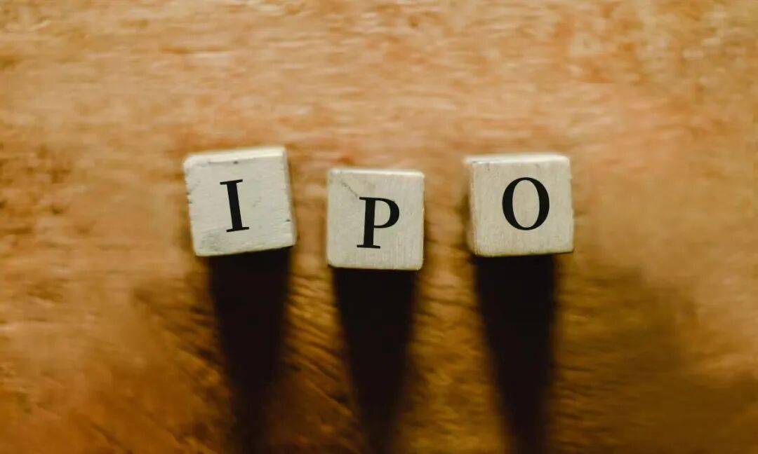 高瓴重仓的医疗器械公司，IPO首日开盘跌超30%