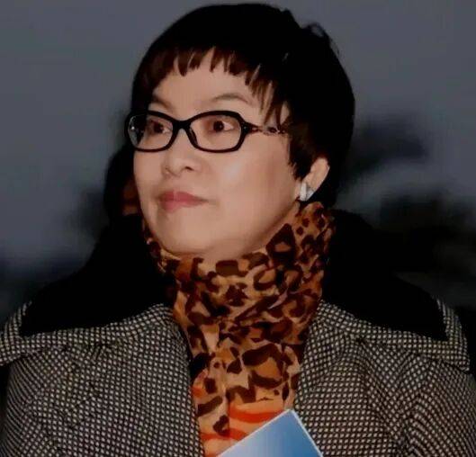 四次坐上被告席，失去自由1484天仍未判：黄虹家属质疑超期羁押程序违法